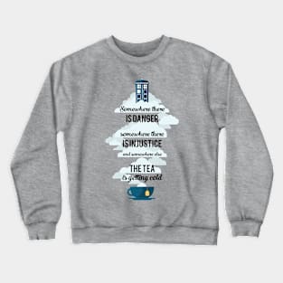 Universe traveller tea Crewneck Sweatshirt